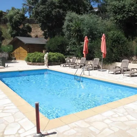 Nyaraló Saint-aygulf Sleeps 8 Pool Wifi